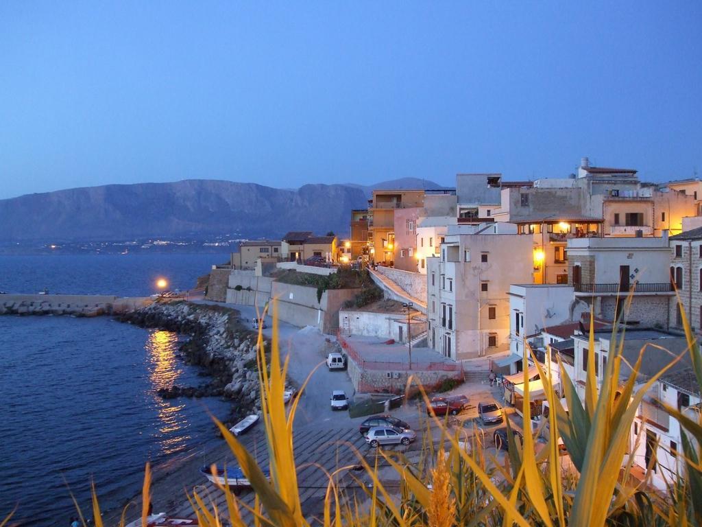 Casa Vacanze Karol Apartment Trappeto  Luaran gambar